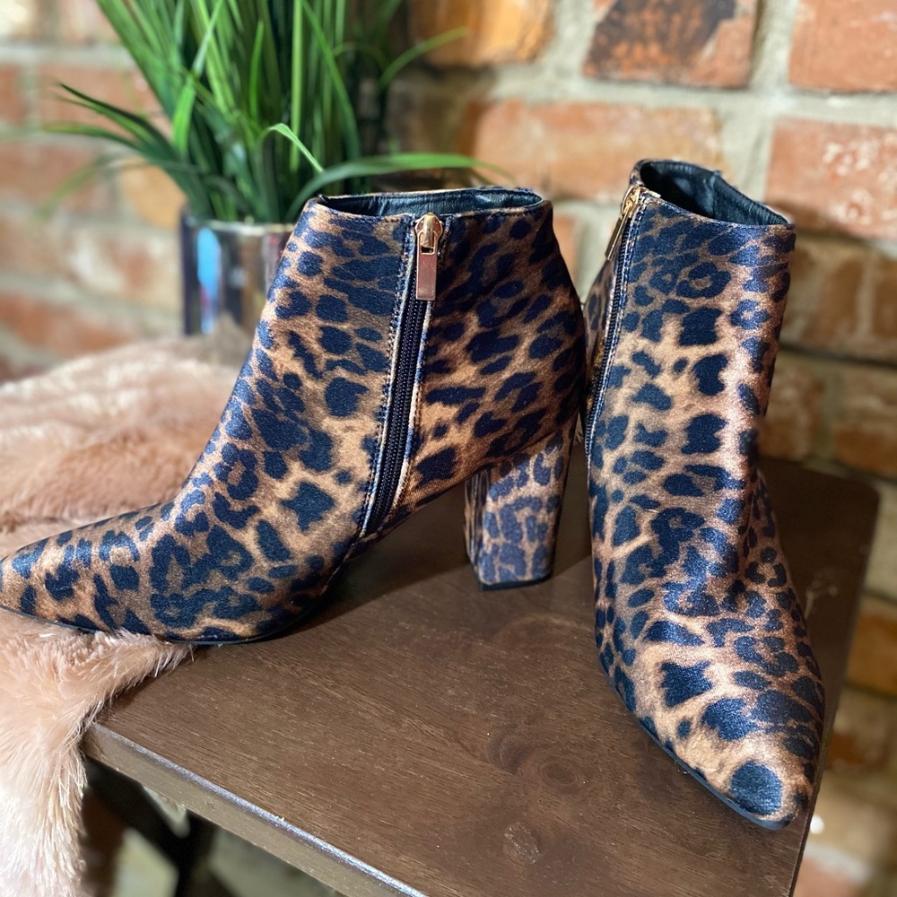 Stylish Leopard Boots
